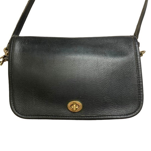 Coach Handbags - Coach vintage black leather pocket purse 9755 rare made in Mexico
